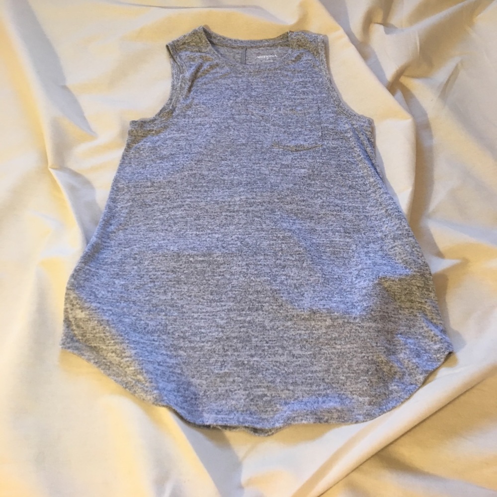 Heather grey tank top with accent pocket