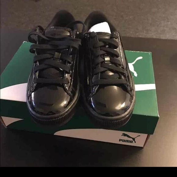 Black Puma Sneakers - Picture 1 of 5