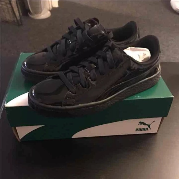 Black Puma Sneakers - Picture 5 of 5