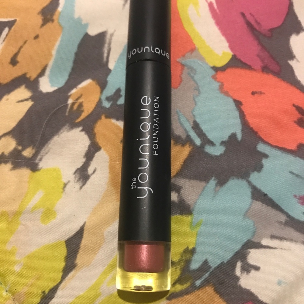 Younique Splash Liquid Lipstick