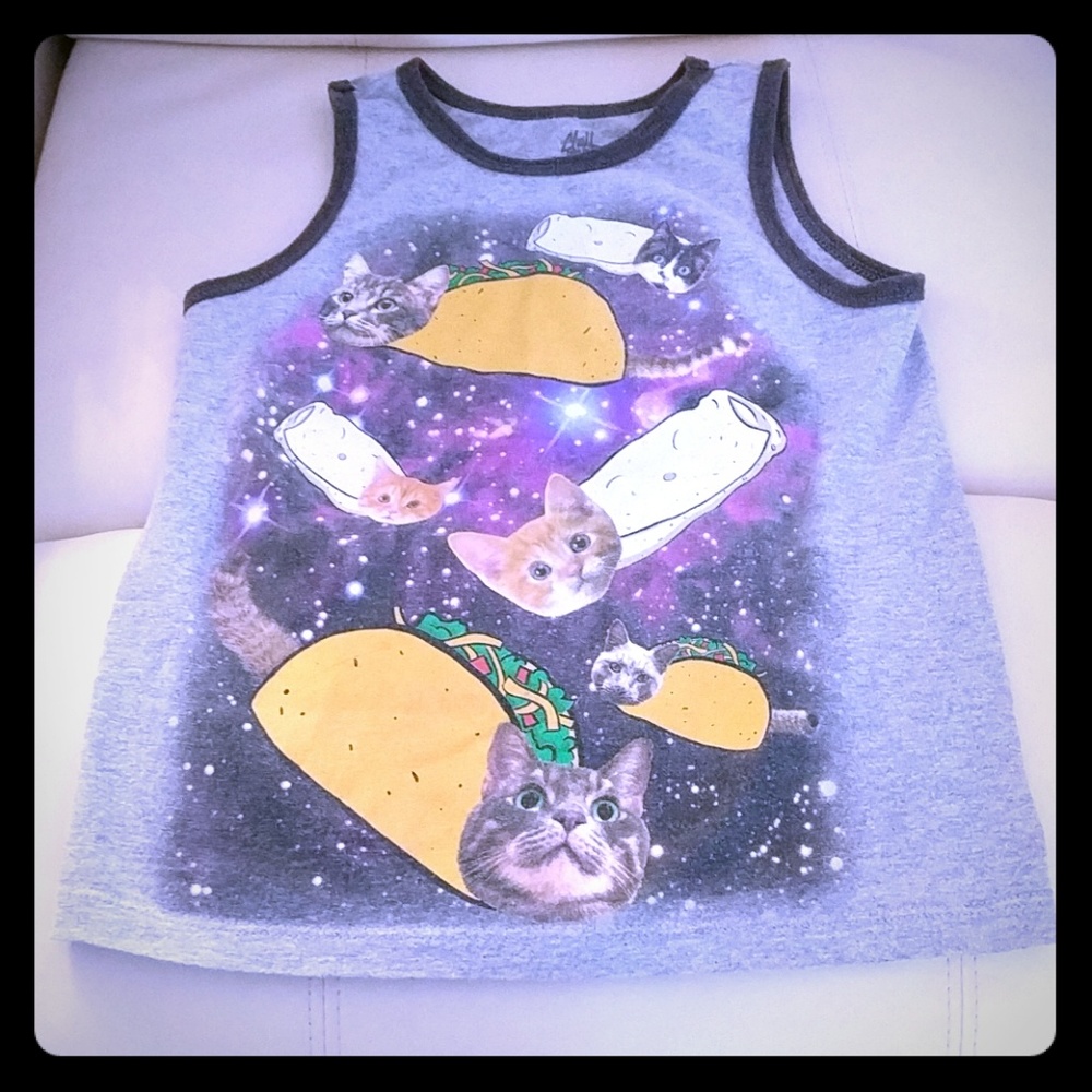 Boy's sleeveless tank