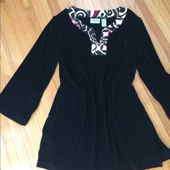 Chico’s travelers tunic with bold print collar. - Picture 2 of 6