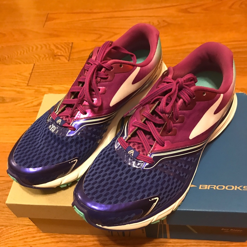 Woman sneakers