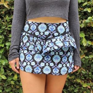 🔥FREE WITH PURCHASE🔥 MIKA & GALA RUFFLED SKORT