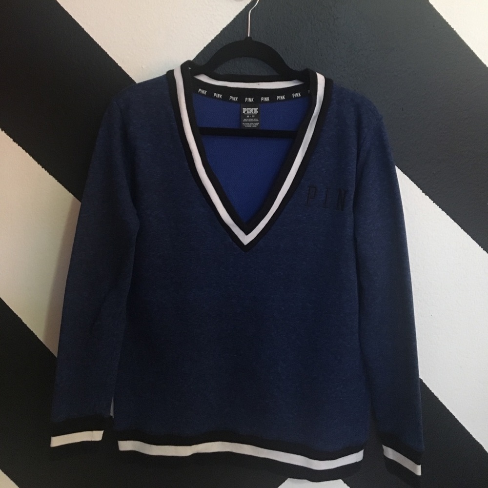 V neck pullover