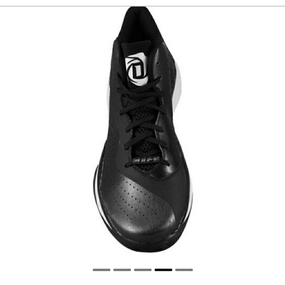 Derrick Rose Other - 🎈Derrick Rose Basketball Tennis Shoe. EUC