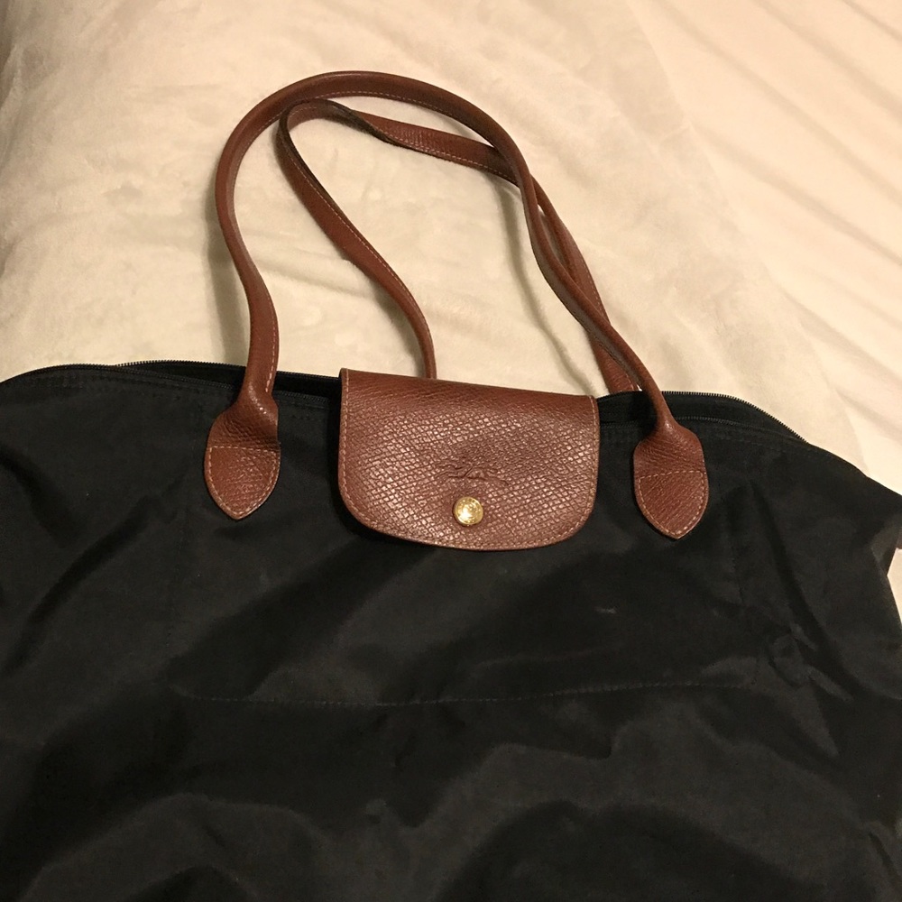 Black Longchamp Le Pilage Nylon