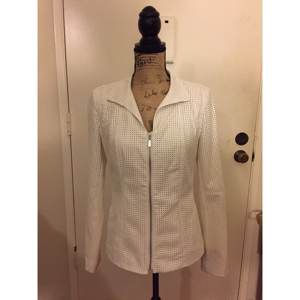 Peter Nygard White Jacket