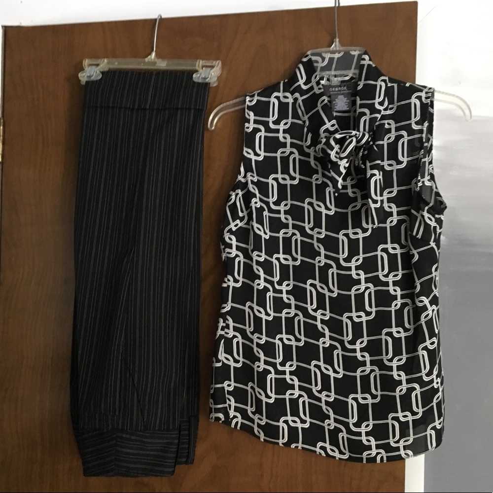 Capri dress pants & blouse outfit