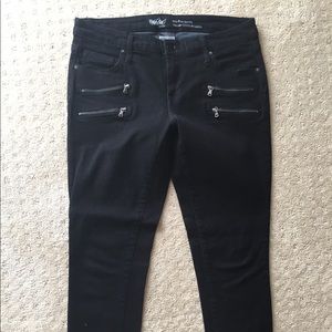 Mossimo zipper skinny jeans.