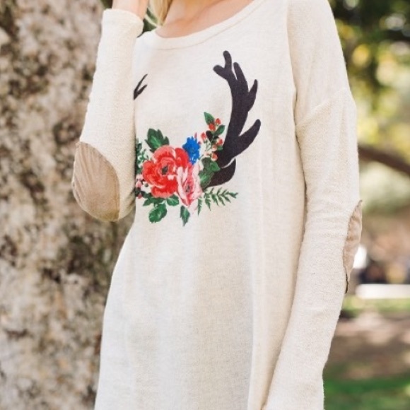 ONLY 1 LEFT💔!! The Jules Tunic - Picture 3 of 3