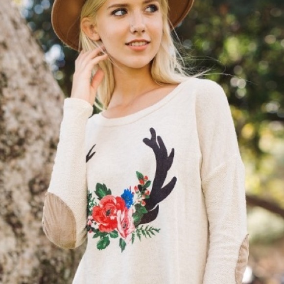 ONLY 1 LEFT💔!! The Jules Tunic - Picture 2 of 3