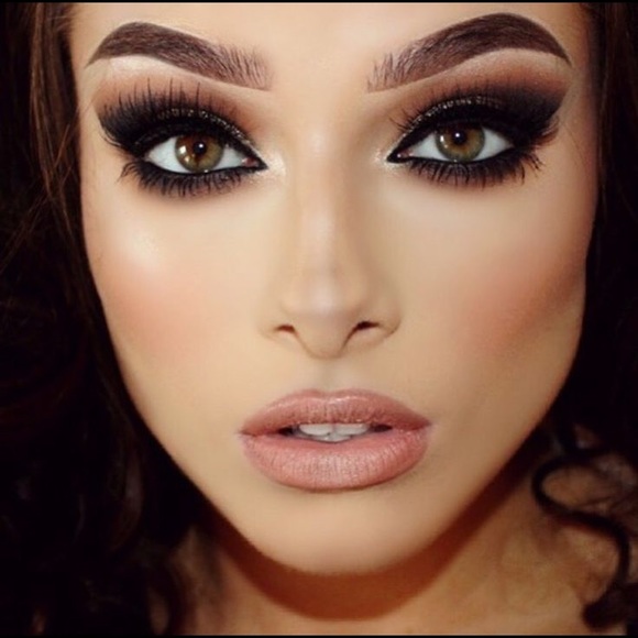 Liquid eyeliner - Picture 2 of 3