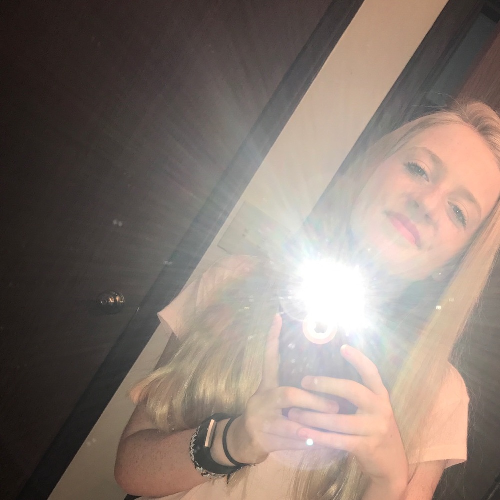 Meet your Posher, Emily