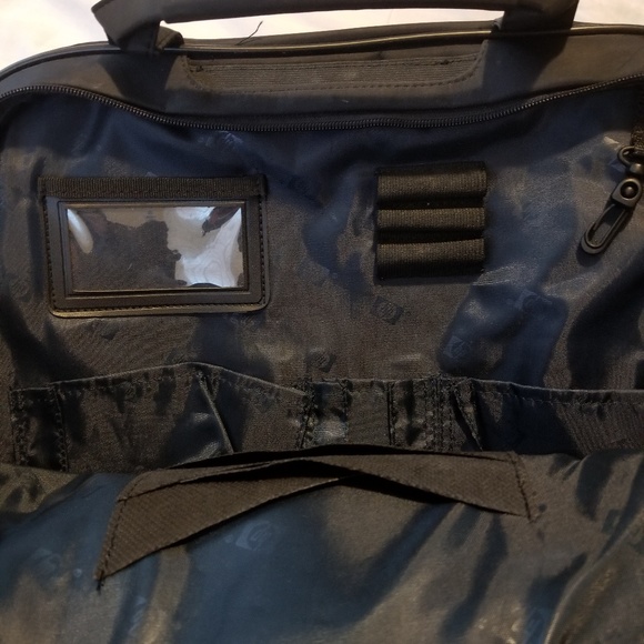 HP Laptop Bag - Professional Work and Travel - Picture 3 of 4