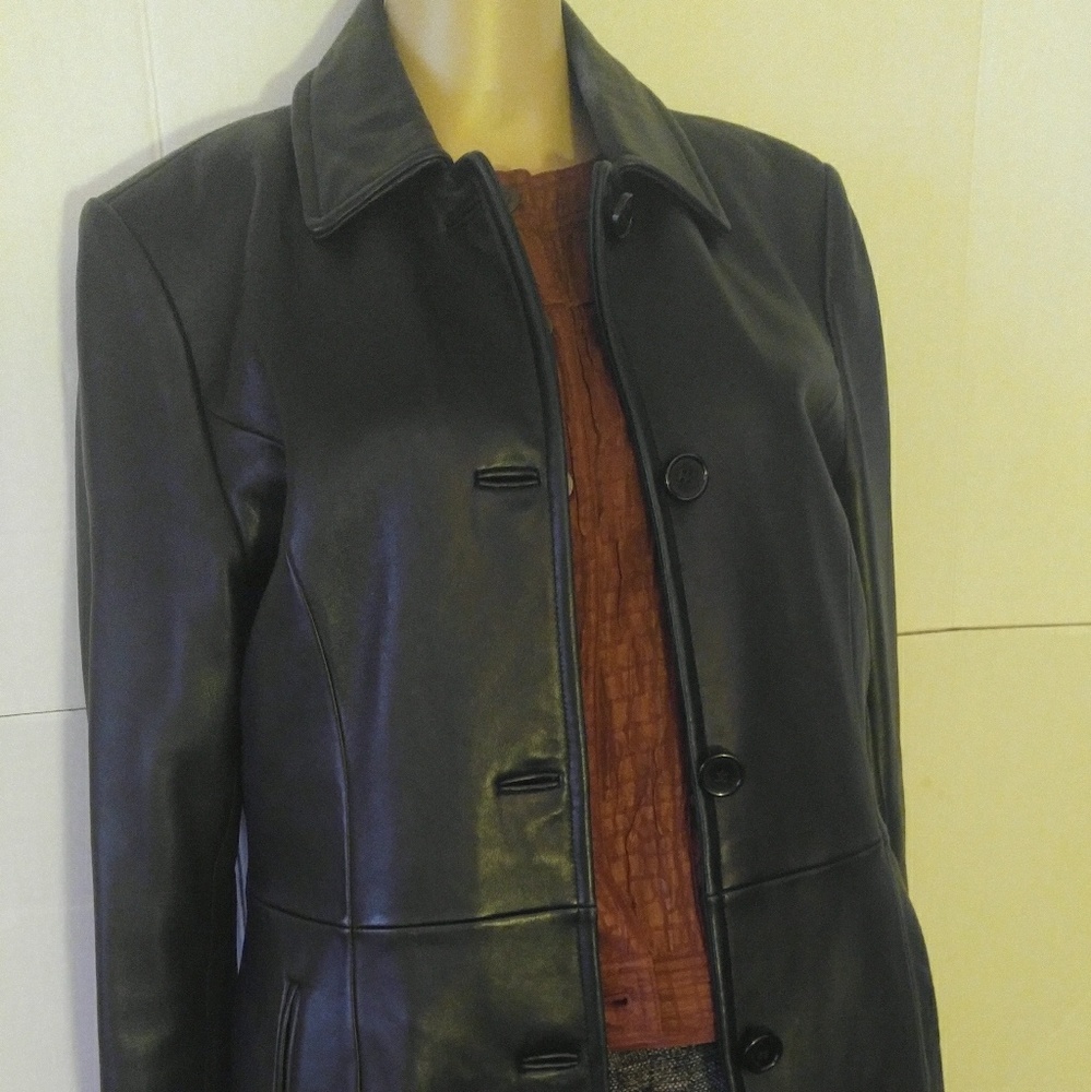 Liz Claiborne Women's Black Leather Jacket Size M