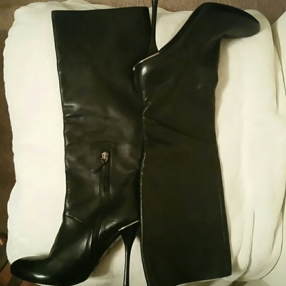 Authentic Gucci leather boots - Picture 8 of 8