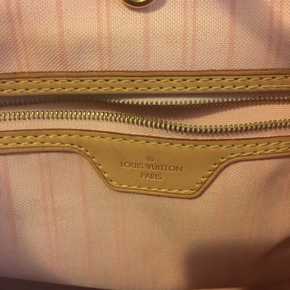 Authentic Louis Vuitton hobo bag - Picture 5 of 5