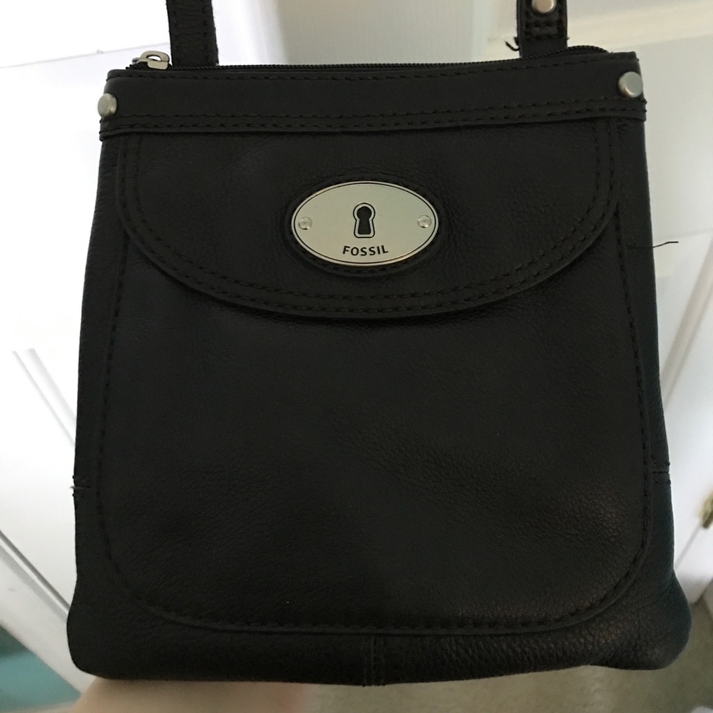 Excellent condition Fossil cross-body purse