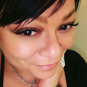 Meet your Posher, Yolanda