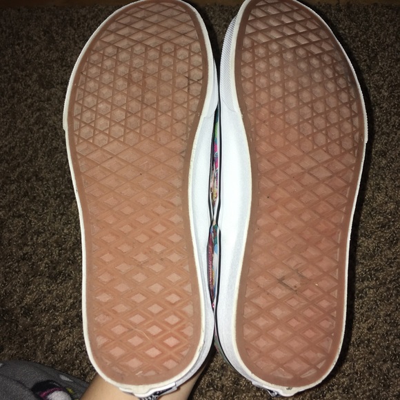 Alice in Wonderland Disney Vans - Picture 3 of 6