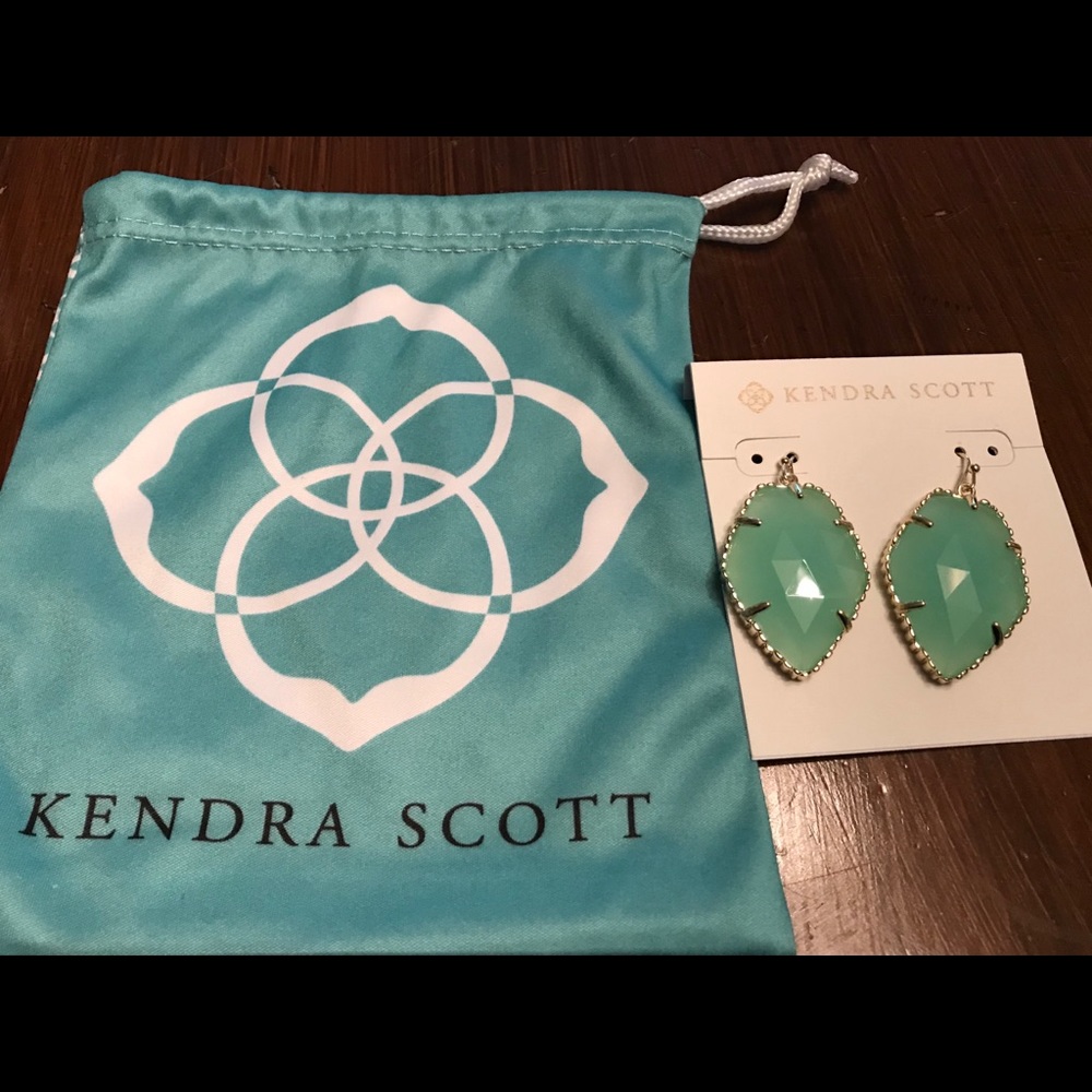 Kendra Scott Corley Earrings NWT