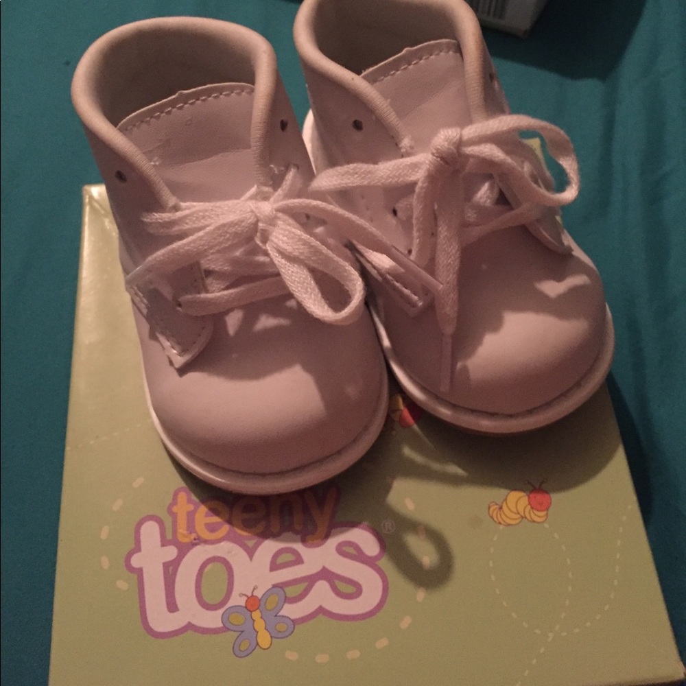 White walking shoes