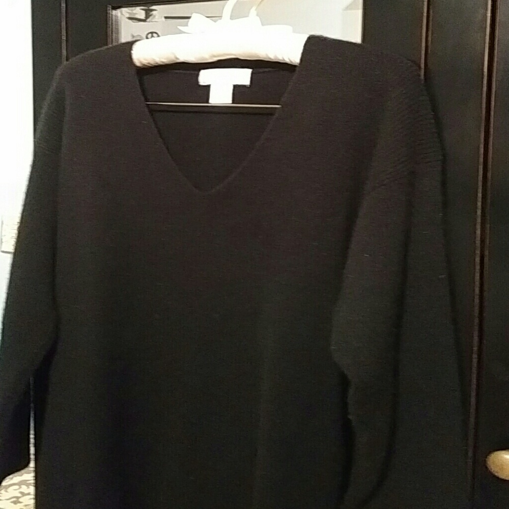 Lord & Taylor 4-ply Cashmere Sweater