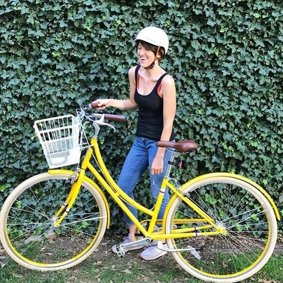 Meet The Posher, Megan 🐈🌿🍌🎤👩🏻‍🌾💃🏻🌳 - Picture 4 of 8