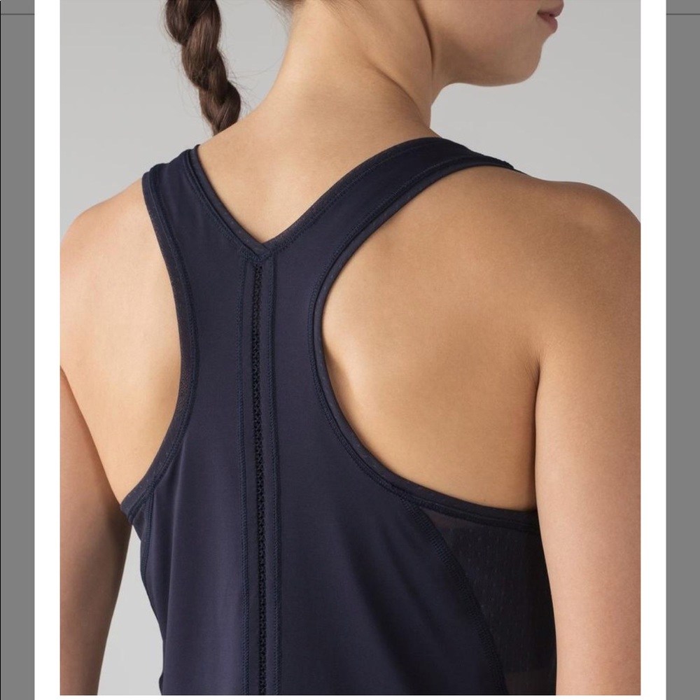 Lululemon Embodiment Tank, Navy Size 4