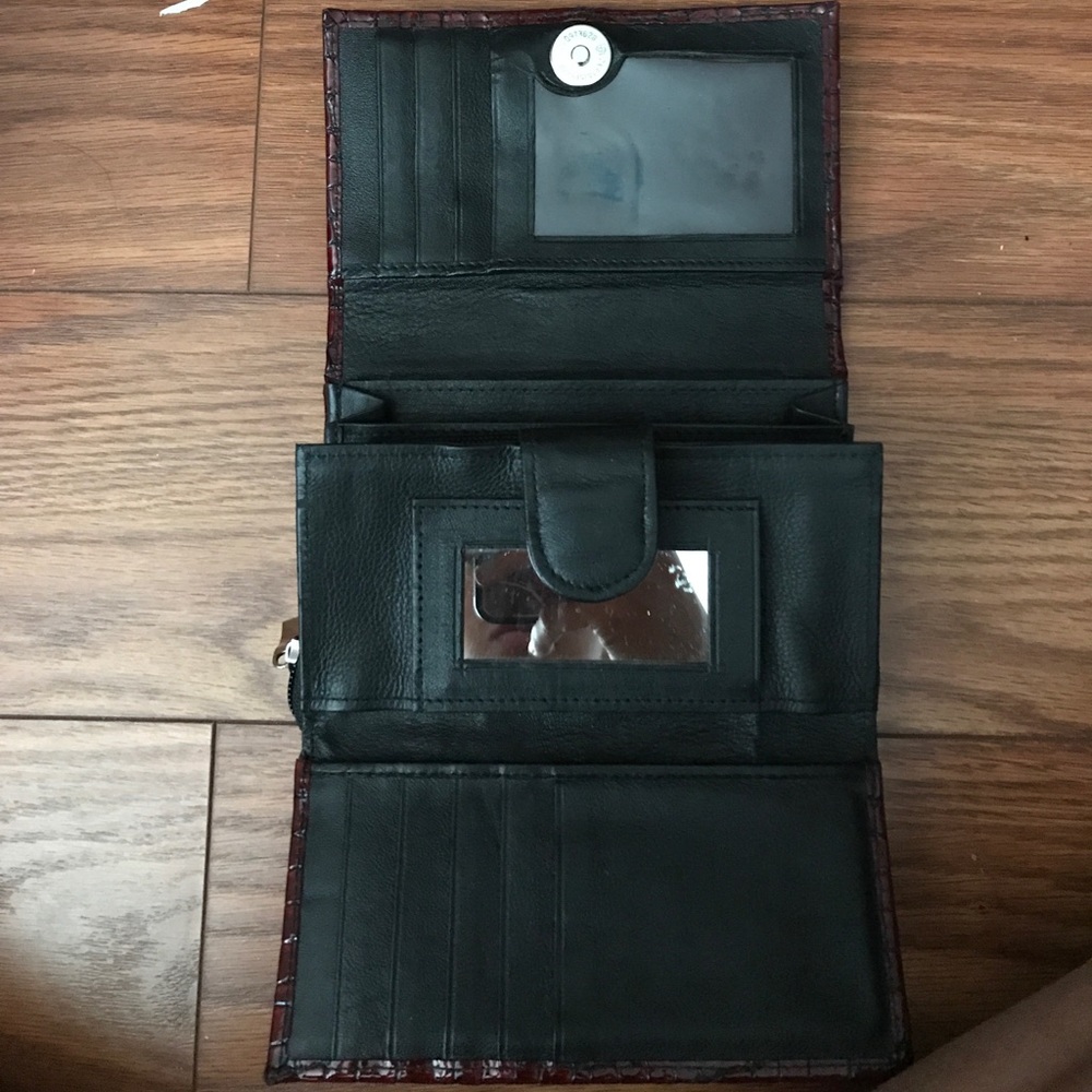 Wallet - Picture 2 of 3