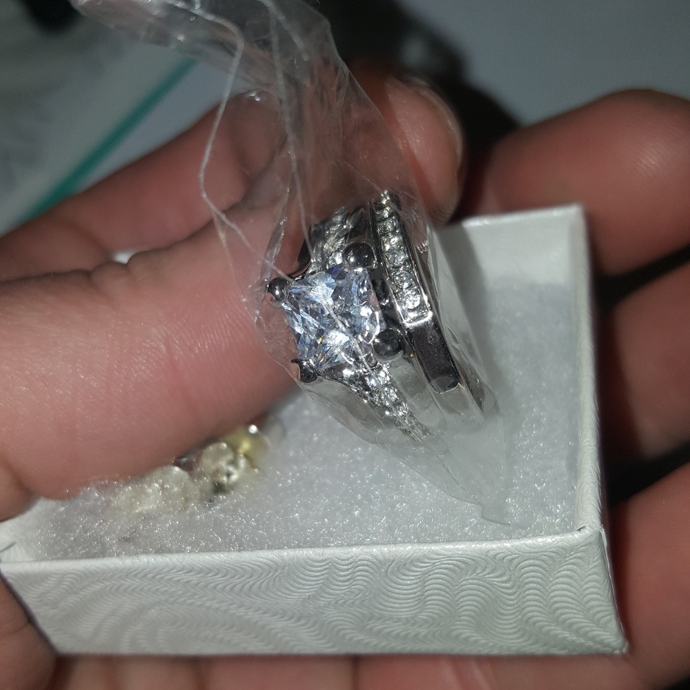 Sterling silver ring set brand new