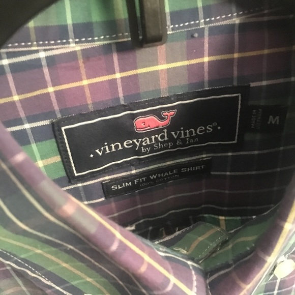 Vineyard Vines Long Sleeve Button Up - Picture 2 of 2