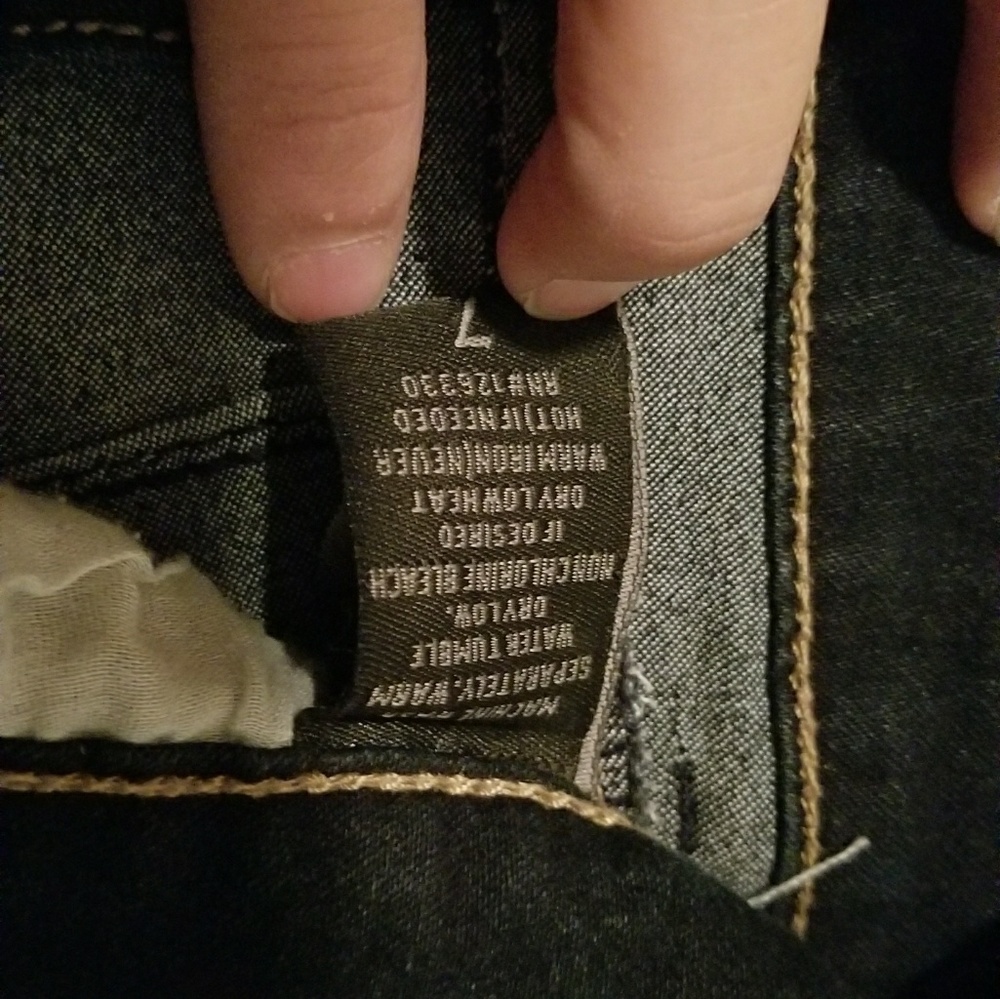 Jeans - Picture 3 of 3