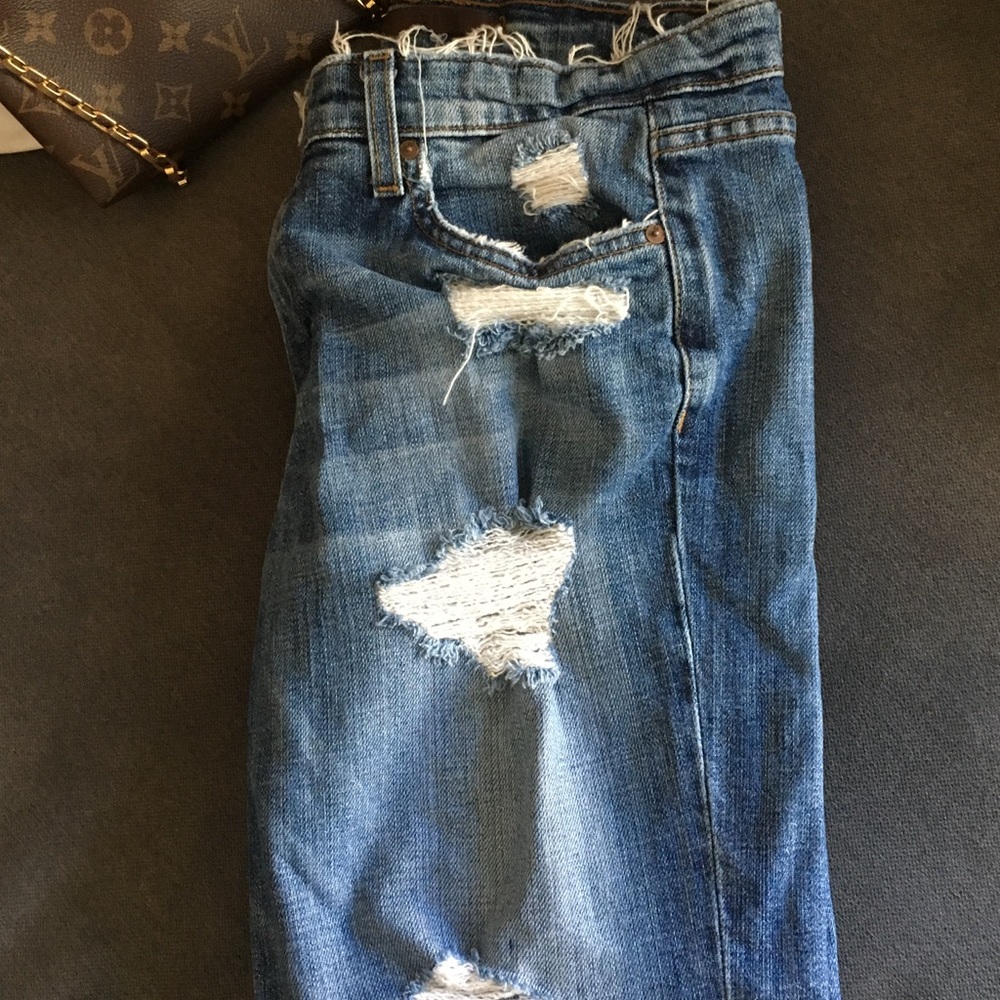 Distressed denim Capri's. By Joe Jeans
