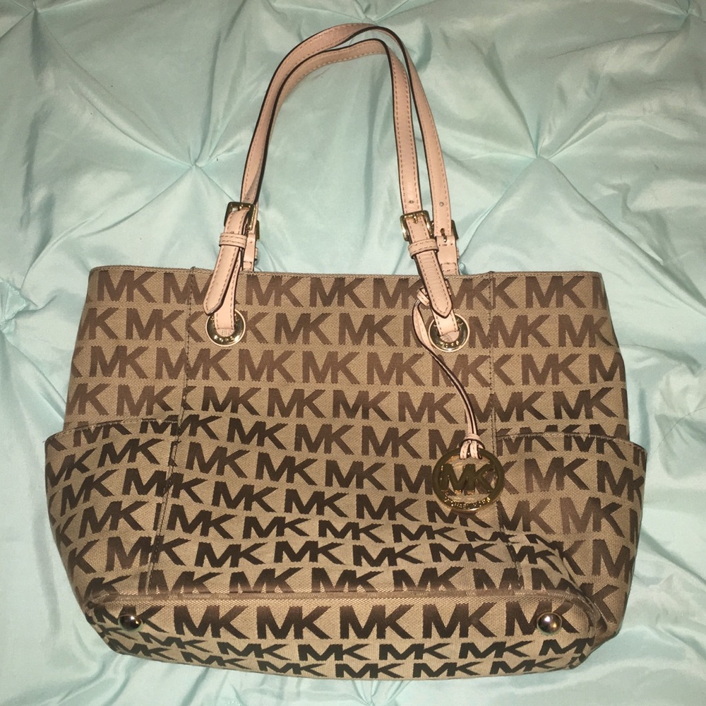 Michael Kors Jet Set Logo East West Tote