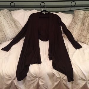 BCBG flowy sweater M/L