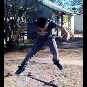 Meet your Posher, Devin