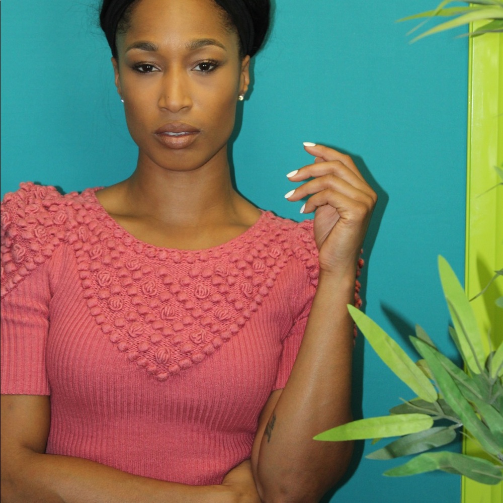 Shoulder Check Knit Blouse