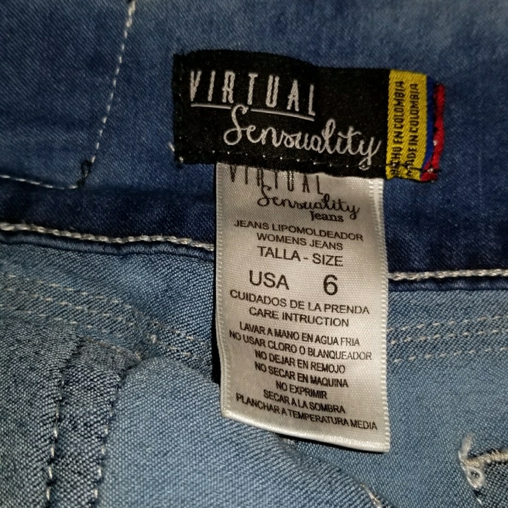Jeans - Picture 3 of 3
