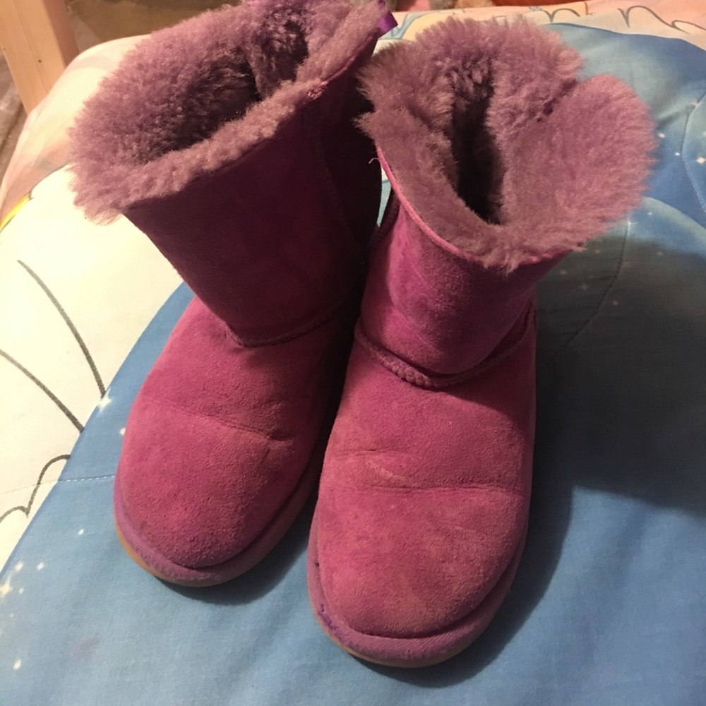 Ugg girls boots