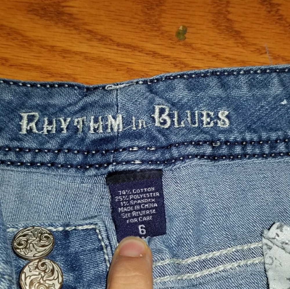 Jeans - Picture 3 of 3