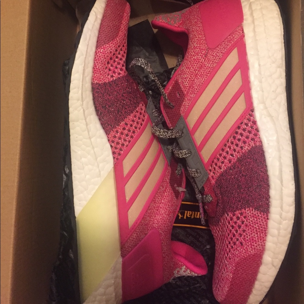 NEVER WORN with tags, Adidas Women's Ultra Boost