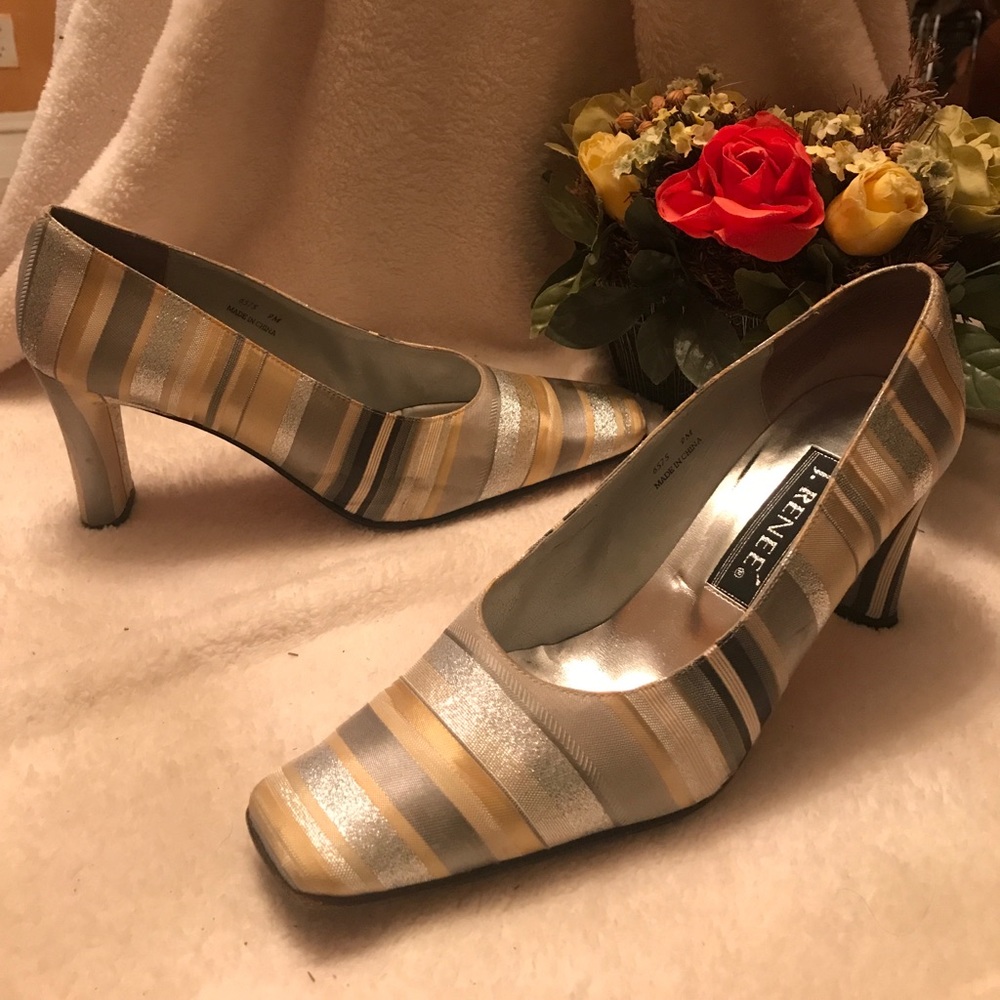 Shoe size 9m (box 4)