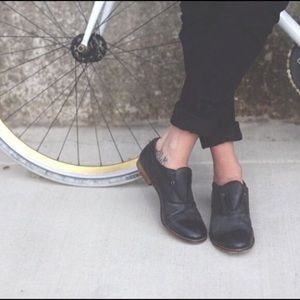 Free People Rogue Darby Laceless Oxfords