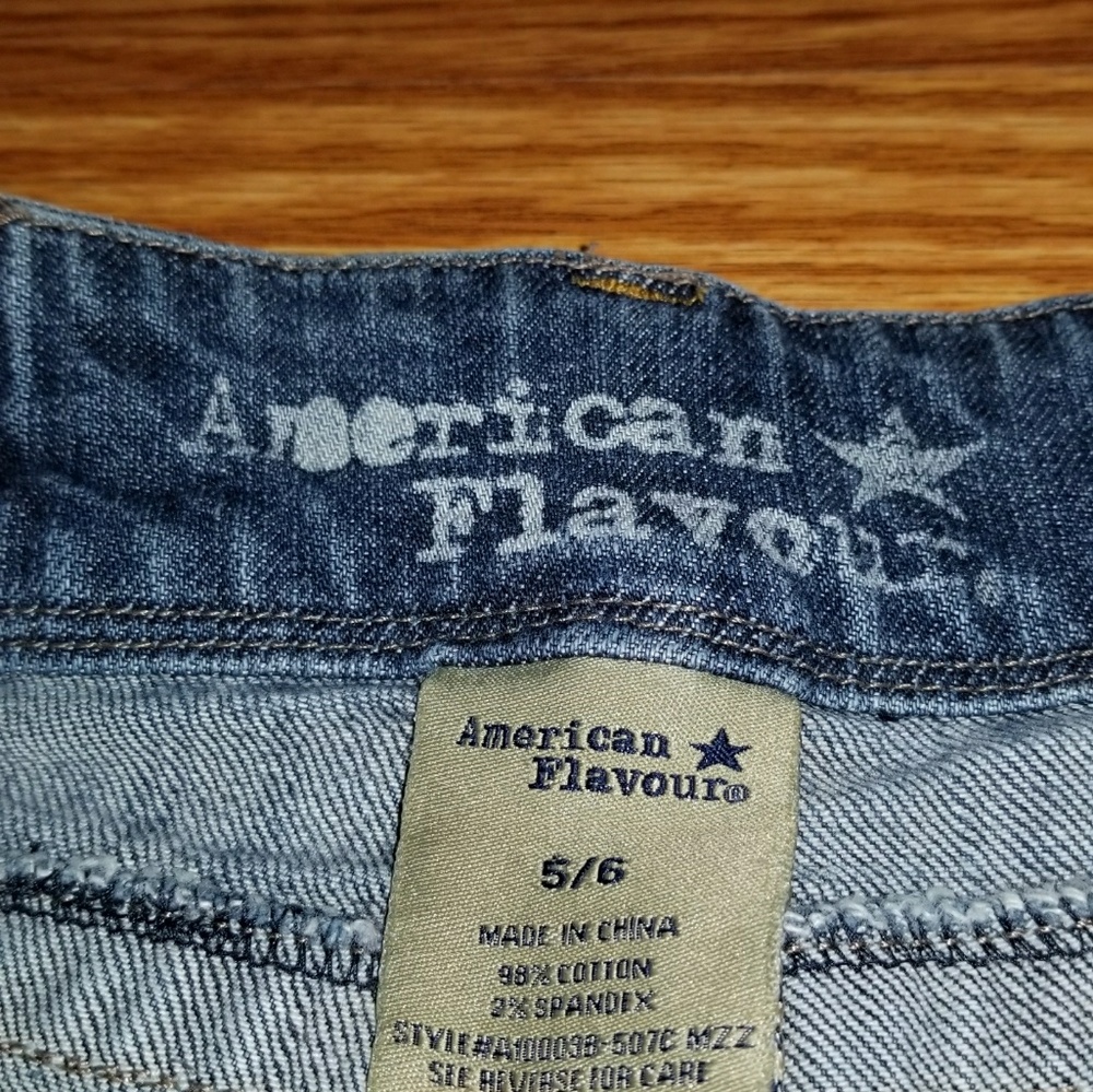 Jeans - Picture 3 of 3