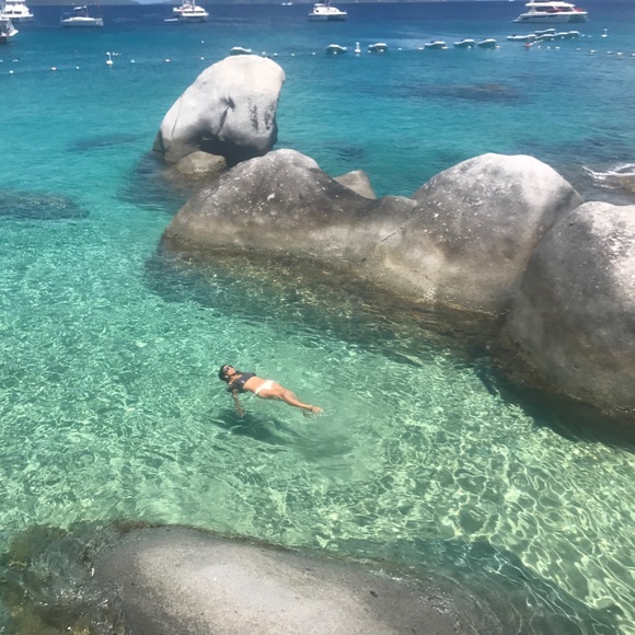 Meet your Posher, Jesica - Picture 2 of 2