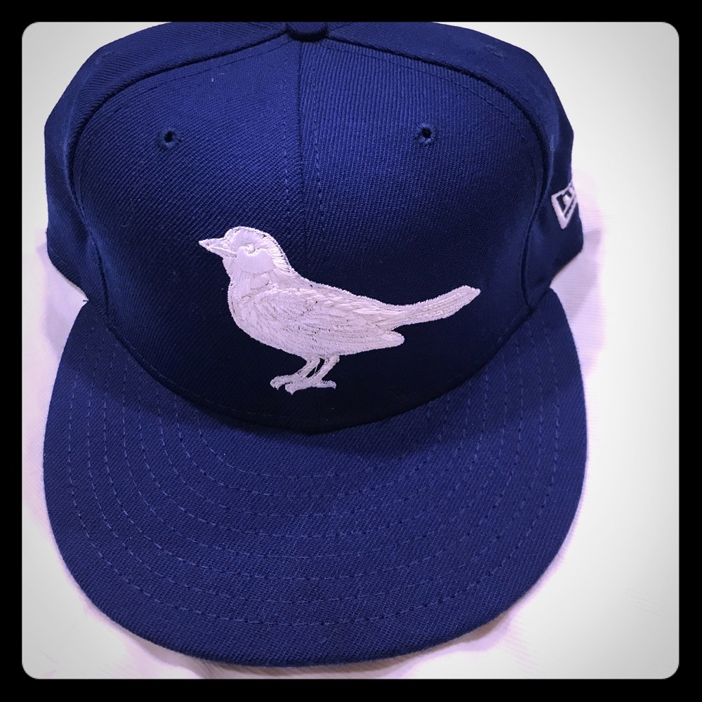 Fitted hat