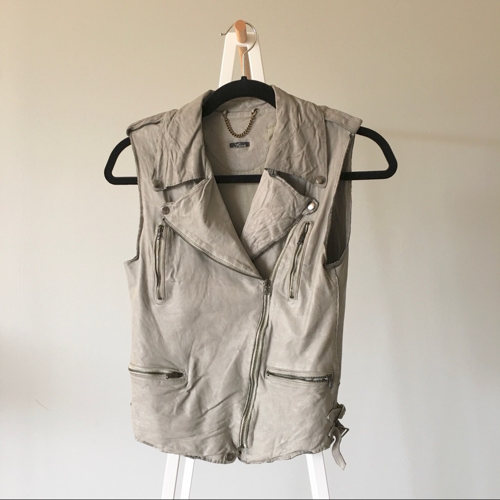 GORGEOUS Sisii Couture leather vest EUC!