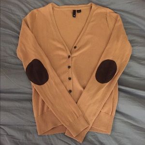 Super soft H&M tan cardigan (RUNS SMALL!)